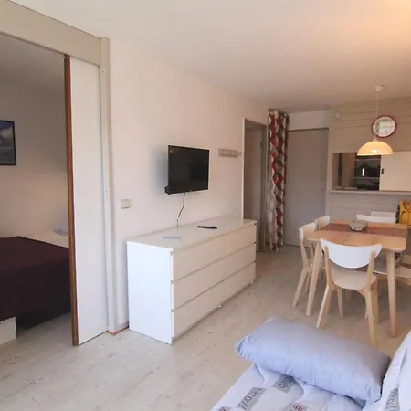 Appartement 2p Avec Balcon Sud Et Proche Pistes - D'huez - Fr-1-405-38 *